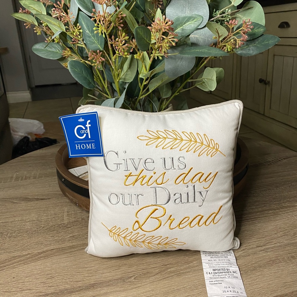 Decorative pillow